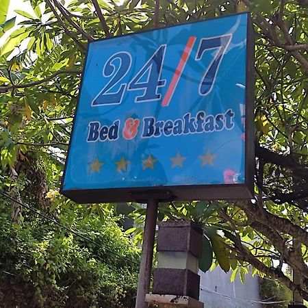24/7 Bed & Breakfast Jimbaran Екстериор снимка