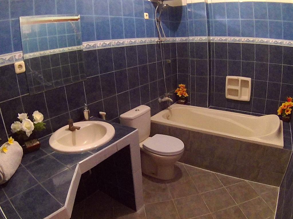 24/7 Bed & Breakfast Jimbaran Екстериор снимка