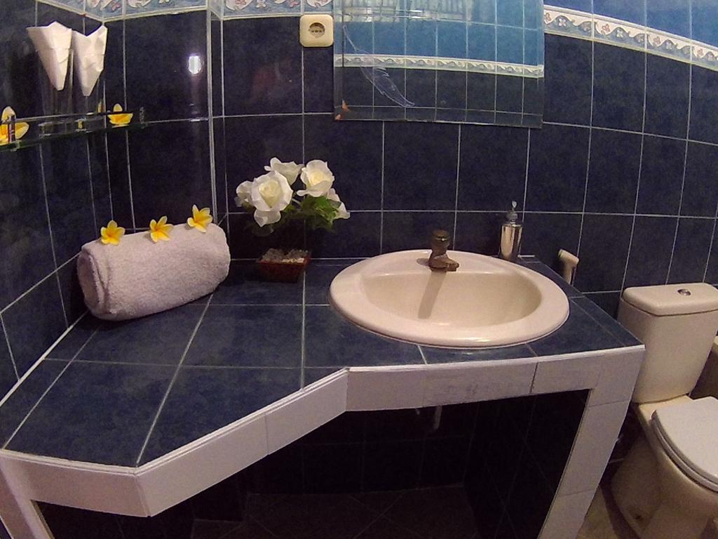 24/7 Bed & Breakfast Jimbaran Екстериор снимка