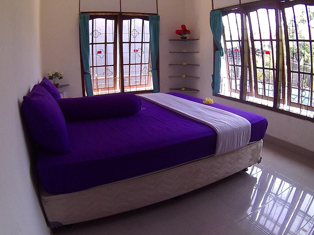 24/7 Bed & Breakfast Jimbaran Екстериор снимка