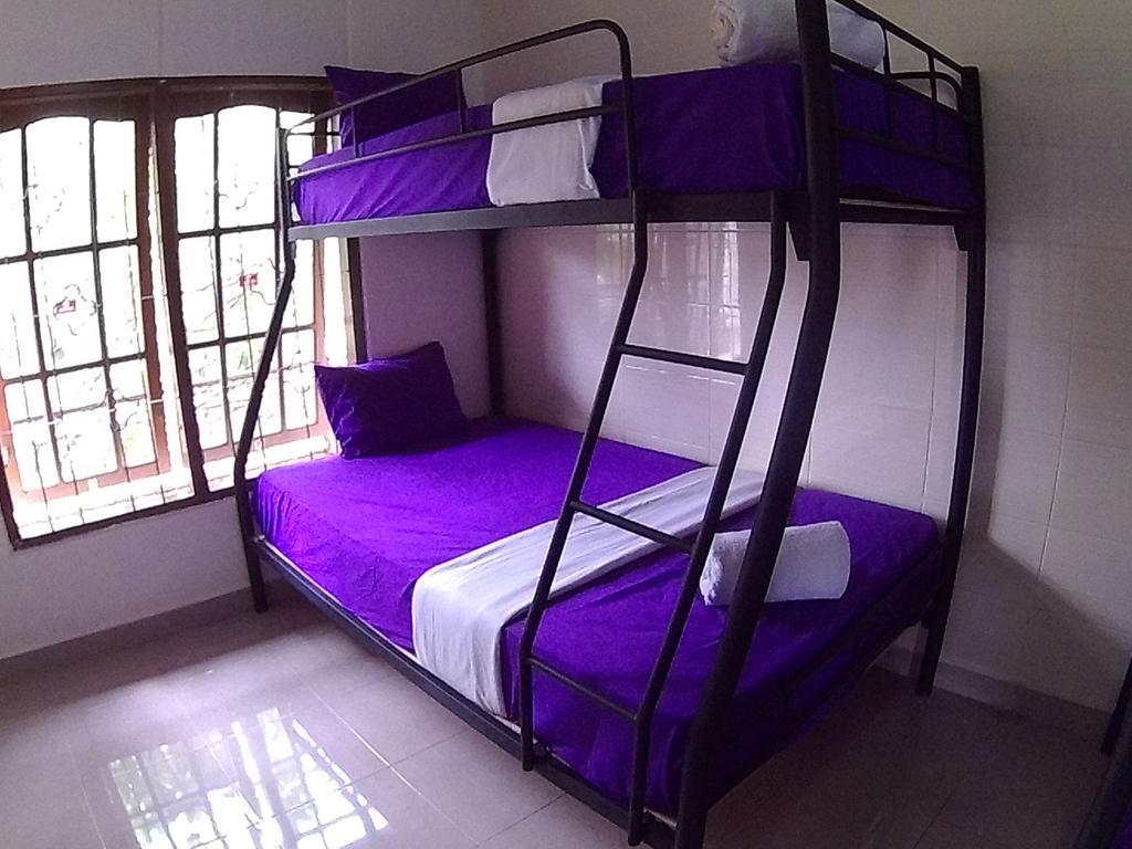 24/7 Bed & Breakfast Jimbaran Стая снимка