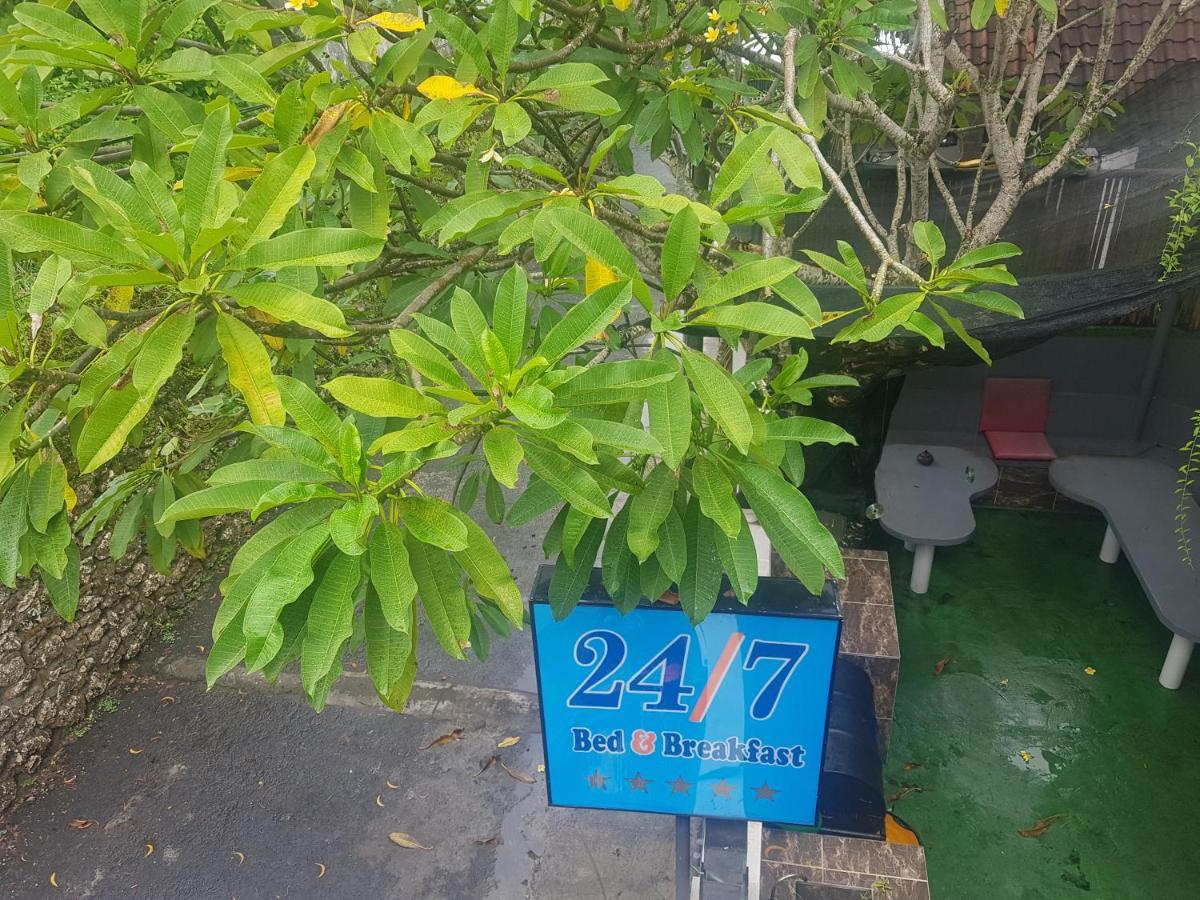 24/7 Bed & Breakfast Jimbaran Екстериор снимка